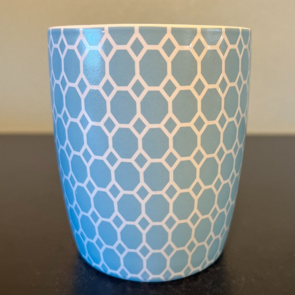 Letter "W” Monogram Initial HONEYCOMB Pattern Stoneware Mug ~ Target - Picture 3 of 9